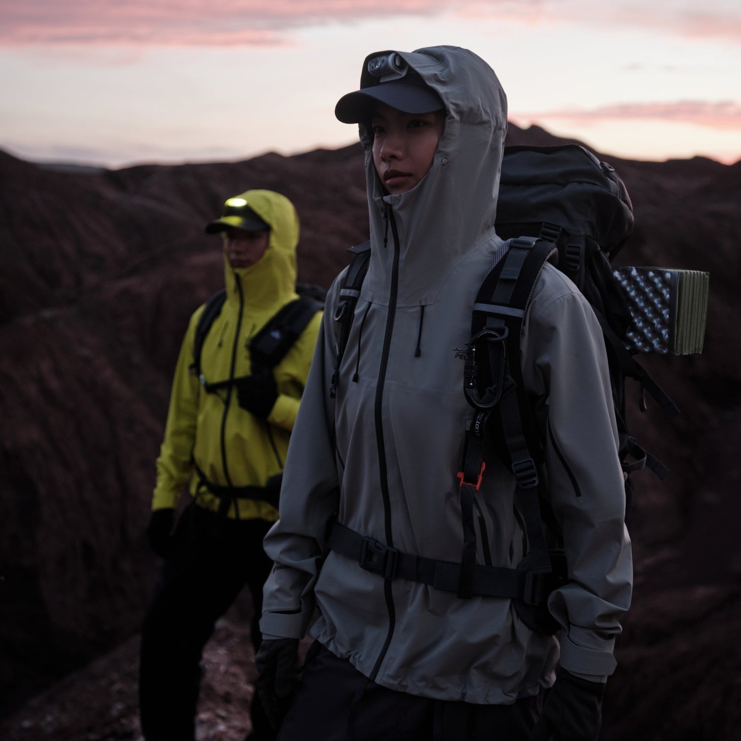 PELLIOT - Campera Impermeable x RECCO®